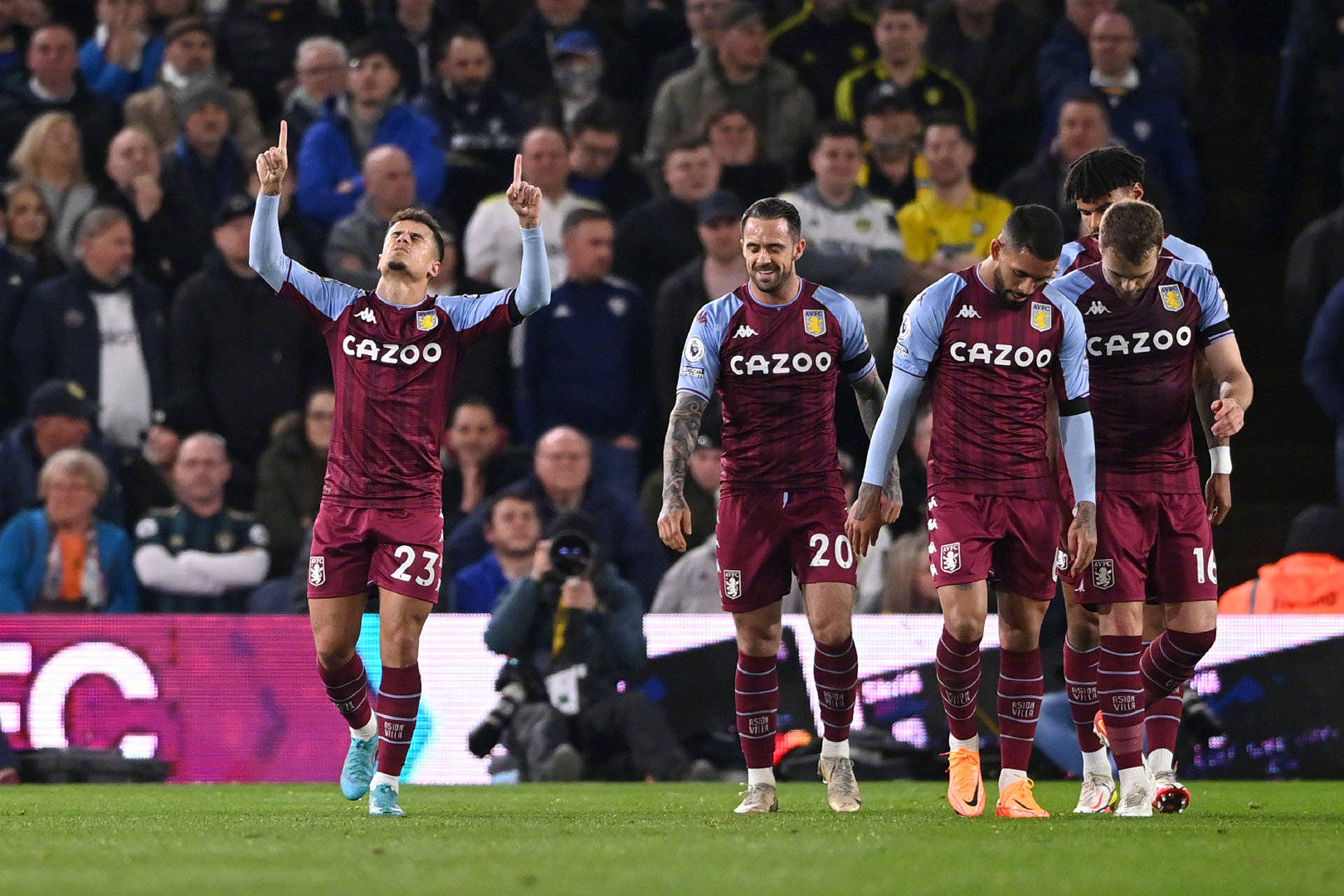 他在这里发 他在这里发