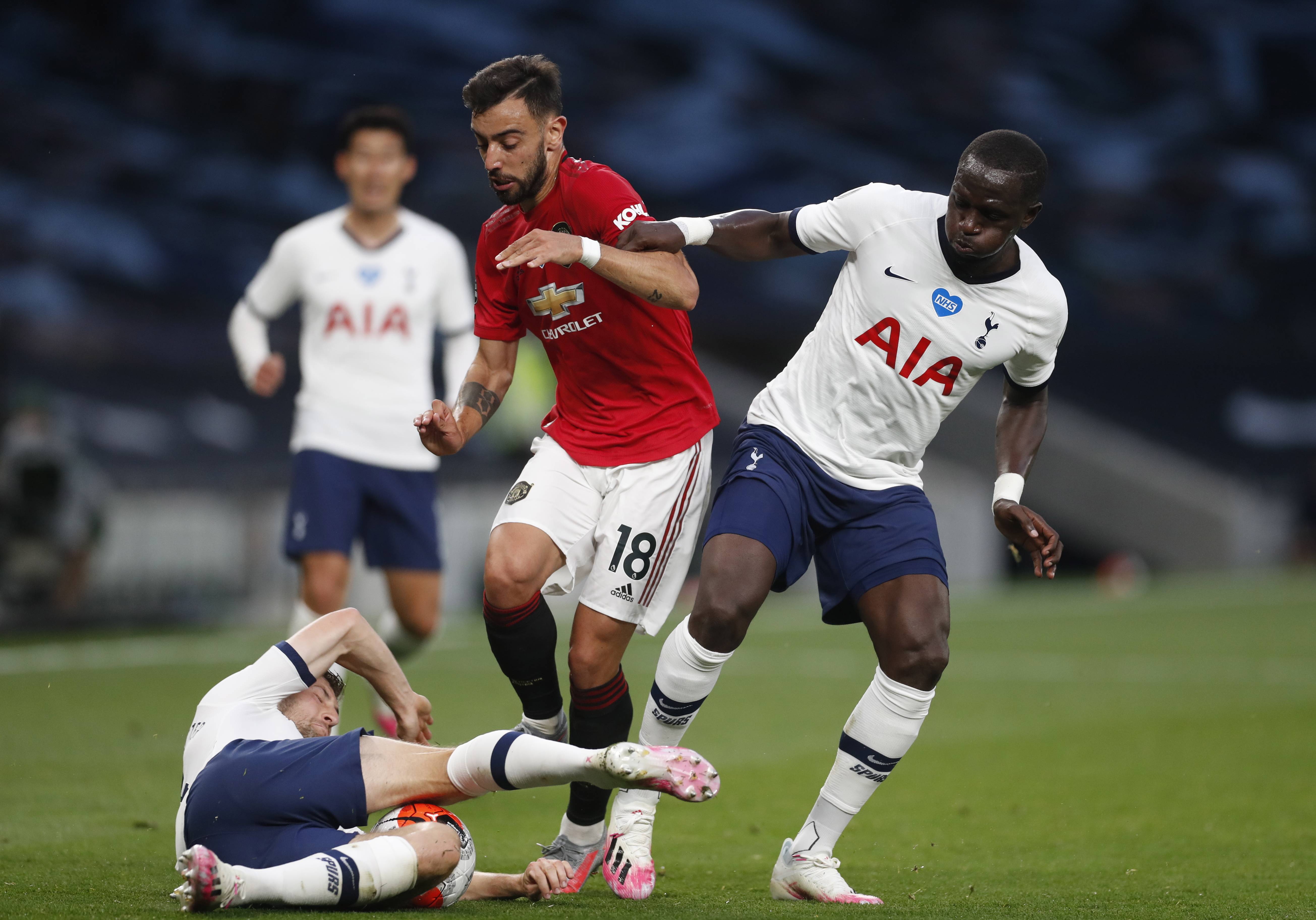 在比赛期间 在比赛期间